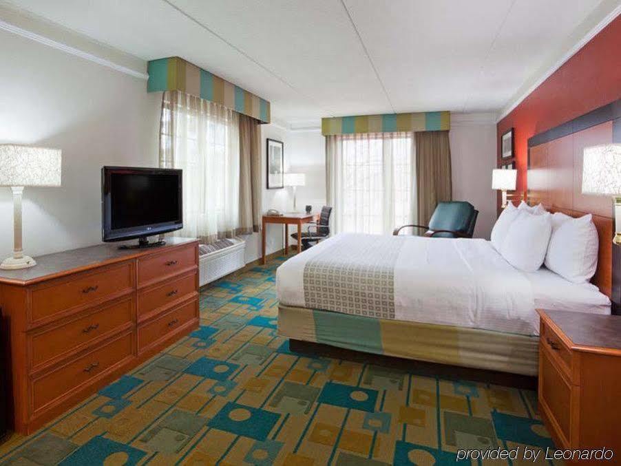 La Quinta Inn Chicago Oakbrook Terrace Buitenkant foto
